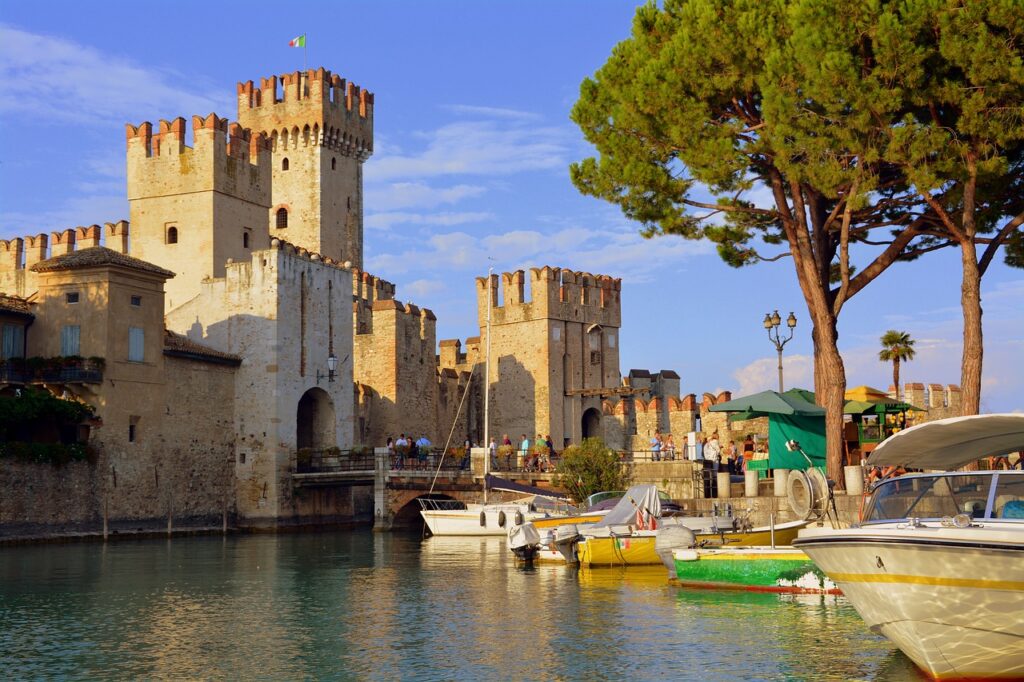 Sirmione_il_castello